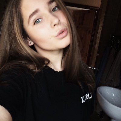 Cutiepie1182's profile picture. Instagram; klaudijaa_