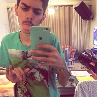 henriqueviianaa's profile picture. Que a sua postura não seja nunca a dessas almas frias e tímidas que não conhecem nem a vitória nem a derrota.
          @clubefollowback #clubefollowback