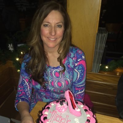 seachelle70's profile picture. I'm a mother, retired Navy wife, a cake decorator & a Beachbody coach!