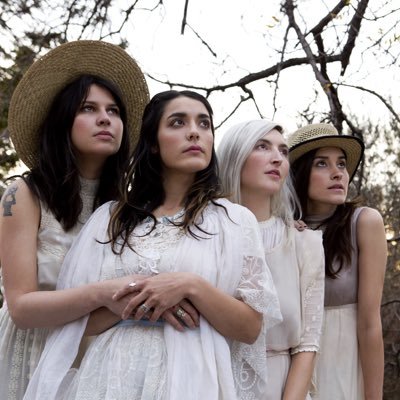 Just a little fan account for the lovely ladies of Warpaint.