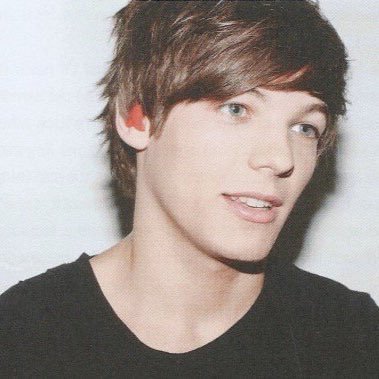 FOLLOW @aboutkingtommo AND @spoukyIouis OR UNFOLLOW