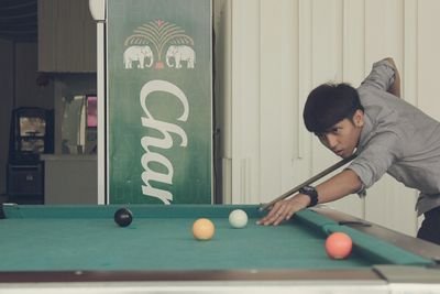 Muhd Izz Zhariff♡
18Teen ♡
Single?Taken?Married?
No...✘
I'm limited edition.