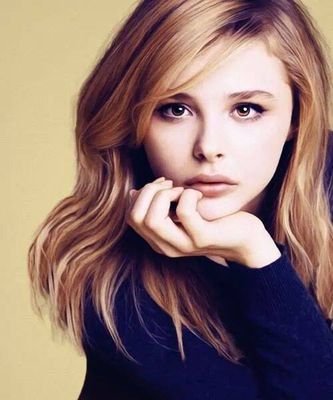 #FanTwitter Creado en honor a la Actriz y Modelo Chloë Grace Moretz
Nacio el 10 de Febrero de 1997 en Atlanta E.U.