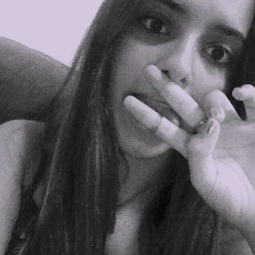 Insta:@dudagussen_ / libriana