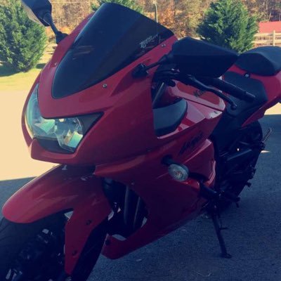 kobemxginnis's profile picture. 