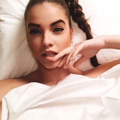 Account french on Barbara Palvin.