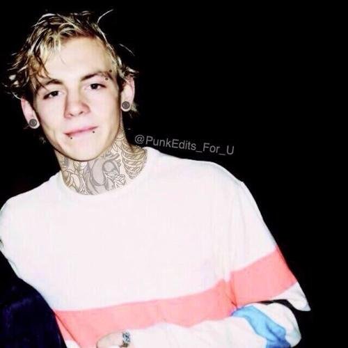 TheFaker__'s profile picture. 