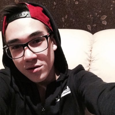 AdelJkeeeee's profile picture. God