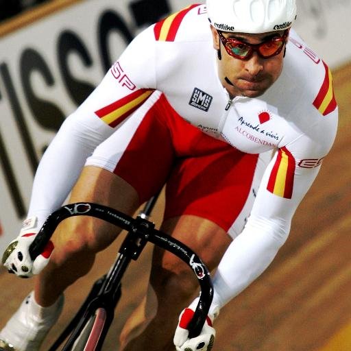 Medallista olímpico, seleccionador de España, Venezuela, personal trainer, soy de los que les gusta probar personalmente antes y aplicar después...