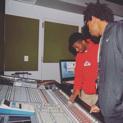 Writer, Producer, Performer, recording Engineer, Mix Engineer.. I do it all. Follow me for updates. Hit me up at ufjustincognito@gmail.com