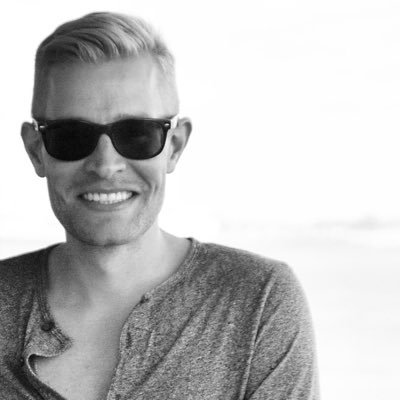 Frank_Grendel's profile picture. Art Director, Toon; Advertising agency. Design, art, photography, 3d, campaigns, flash, apple, xbox. playstation