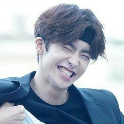 follow @AngeIJihoon because she gave you this free follow