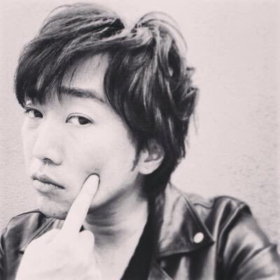 スピードワゴンというコンビをやってます。よろしくです。 https://t.co/Pmsm7wyw6H