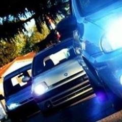 #4RuedasMuevenMiAlma #PasionPorLoFierros #CompartiendoLaMismaPasion
Las personas van al cielo, los autos AL PISO.