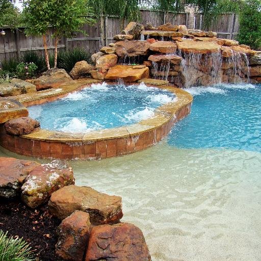 Signature Pools of Texas is a Houston based company with over 20 years of swimming pool building experience.  Building your vision! http://t.co/XOQUxVemLD