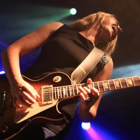 Joanne Shaw Taylor(@joshawtaylor) 's Twitter Profileg