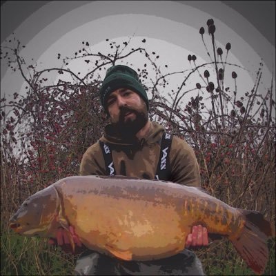 Bedfordshire based carp addict,U.K. P.B 41lb 8oz mirror. #ComeOnTheCarp