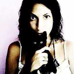 chiarandrone's profile picture. il mouse, la penna, la chitarra