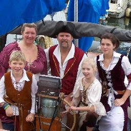 Sailing family of 4, cruising the world and experiencing Gods creation through Love Life and Adventure!