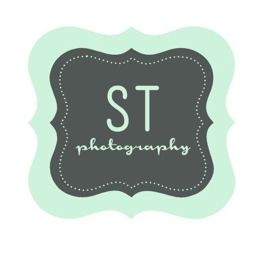 Wedding Events, Engagements, Boudoir, Senior Portraits, Family Gatherings & Newborn Photo Art. Established in 2003