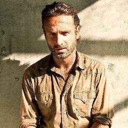 ~well survive i will show you how~ (twd RP . BI . single ) @PetrovaProdigy is my reflection . @fallinsoldier_  is my son