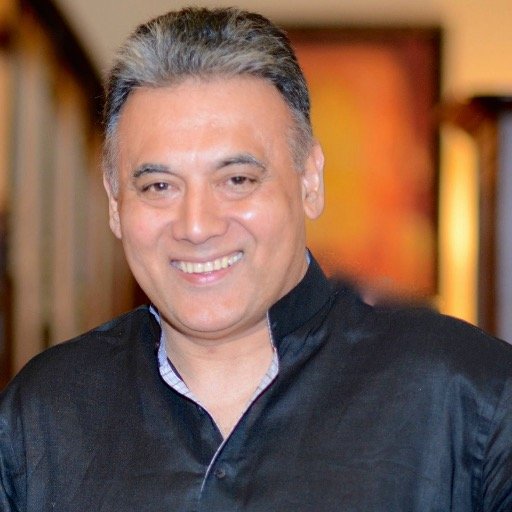 RonnyBindra's profile picture. Strategy-Analytics, Art-Fashion, Dog-Koi, Cricket-Hockey, Wharton-Stephen’s, US-India