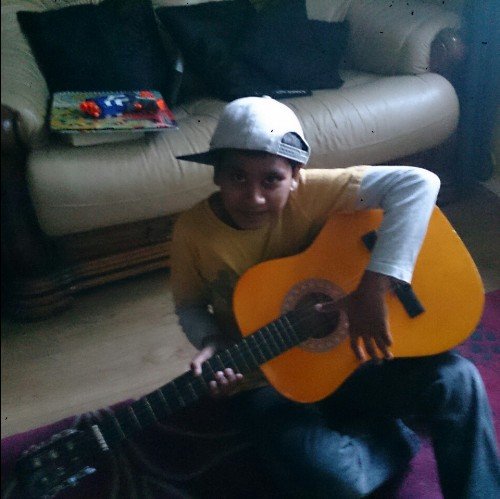 rayanhussain123's profile picture. 