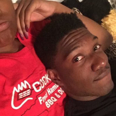 IG: Juan_alomias_son (i do alot of wrong n alot of right but at d end of d day ima still be me!)