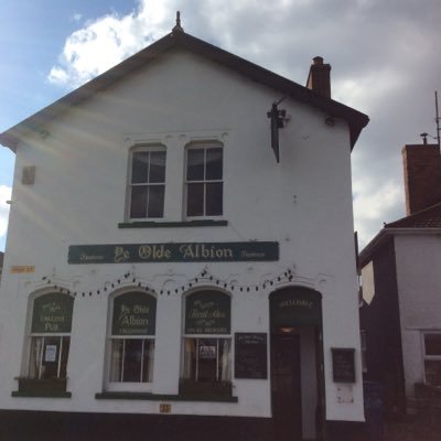 Excellent traditional real ale pub overlooking the tidal River Colne. An ever changing range of guest beers, dogs welcome, outside seats on the riverbank.