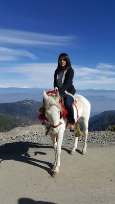 MaheenUsman101's profile picture. 