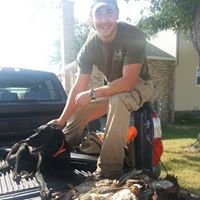 outdoor enthusiast.
dog person. Fuck cats