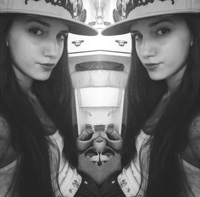 sabatinovicky's profile picture. Lights will guide you home     And ignite your bones      And I will try to fix you .

de Fili wey ♥