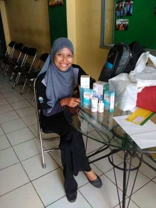 rugiyanti's profile picture. dunia tidak akan membayar apa yang Anda tau,tapi dunia akan membayar apa yang Anda lakukan dari apa yang Anda tau