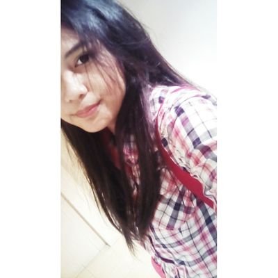 Nitaavie's profile picture. imagine yourself six months from now