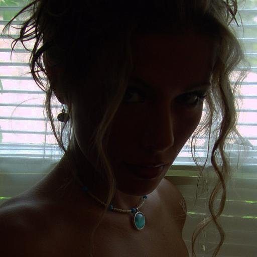 Juste une fille #chaude qui aime l'#exhib et le #sexe sans prise de tête