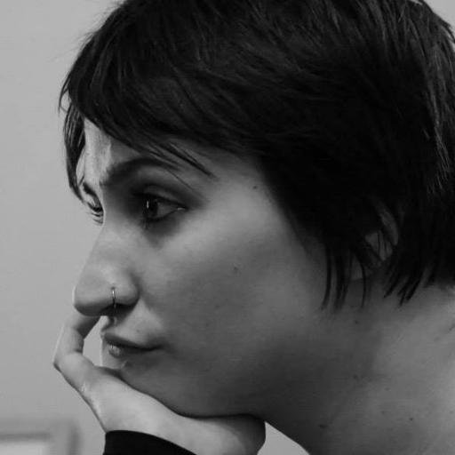 J_essp's profile picture. Foodie, yogi, runner, raver