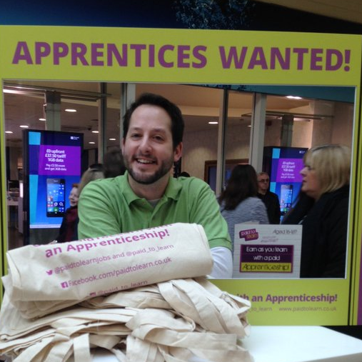 Engagement Team Trainer @posoutltd, a top 10 independent training provider in the UK. Promoting apprenticeships with @paid_to_learn nationwide