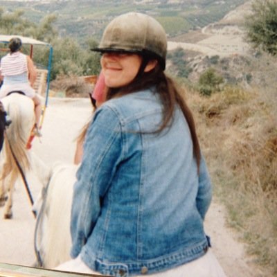 mochiles's profile picture. 