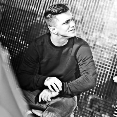 jakeerpgud's profile picture. j'm'en fout, ta gueule.