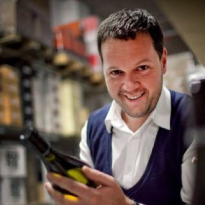 Spletna vinoteka in eVino BAR. Več kot 80 različnih vinskih blagovnih znamk priznanih slovenskih in tujih vinogradnikov.
