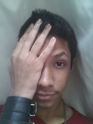 JosephMigrane's profile picture. behind my eyelids are islands of violence  Clique