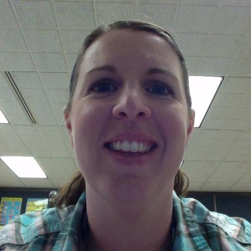 mbmoses42476's profile picture. First grade teacher. Master degree in reading. loves technology. from NY but loves Big Sky Country. #Seesaw