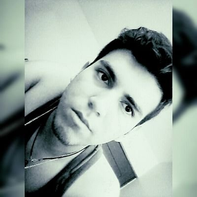 Dgeova002's profile picture. Quien aprende de sus caidas, no se ha equivocado.