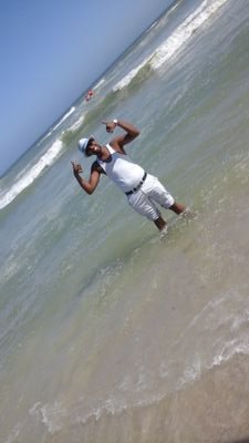 amos47514057's profile picture. 