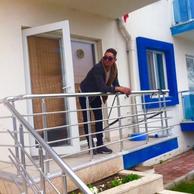 Cemilzkan10's profile picture. 