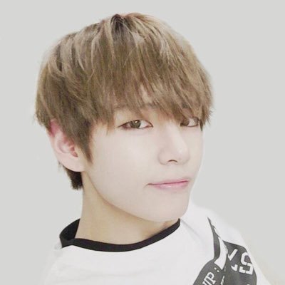 I ♥️ KPOP!!! A.R.M.Y~ KIM TAEHYUNG IS MY ICON BUT HIS MY 2ND BIAS. ㅋㅋㅋㅋㅋ