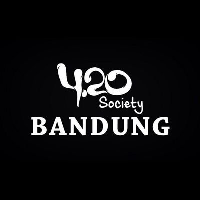 Hargai Perbedaan Nikmati Toleransi !!!! support
@fourtwntymusic @420society @420store
(7-09-2015)
Hubungi :
No.hp : 089695143335
ID Line : Radyageisha