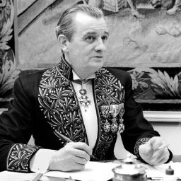 MarcelBashing's profile picture. Sale type errant de l'Estaque aux Calanques.