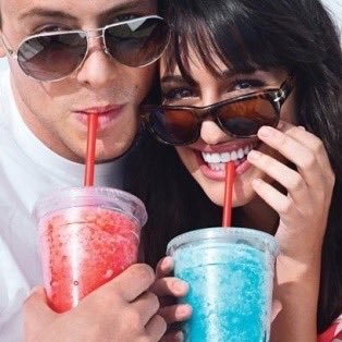 ট ইট র Sae ーフォロー外して We Love Yoogaku 大会でフィンとレイチェル がキスして負けた時すごいけんまくでしたよね サンタナ ট ইট র Sae ーフォロー外して We Love Yoogaku 大会でフィンとレイチェル がキスして負けた時すごいけんまくでしたよね サンタナ