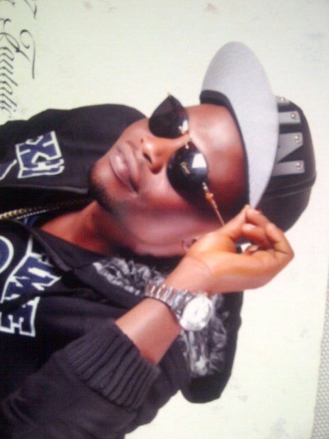 FantasticLumene's profile picture. Artist/beautician